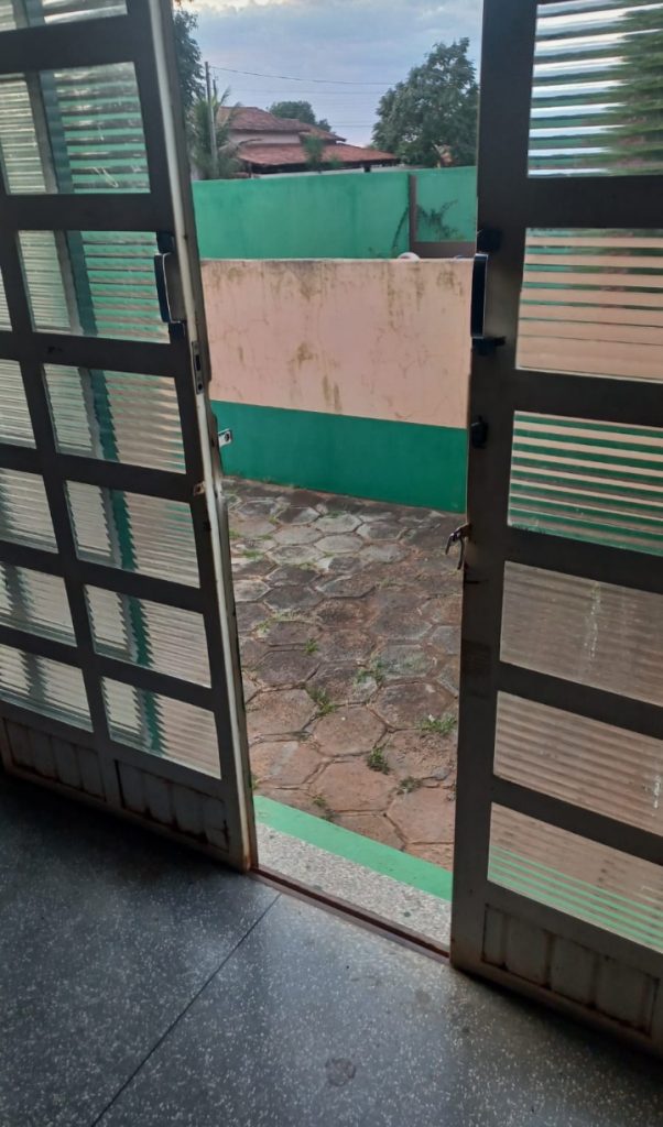 LADRONES INGRESARON EN APAE DE CORONEL SAPUCAIA