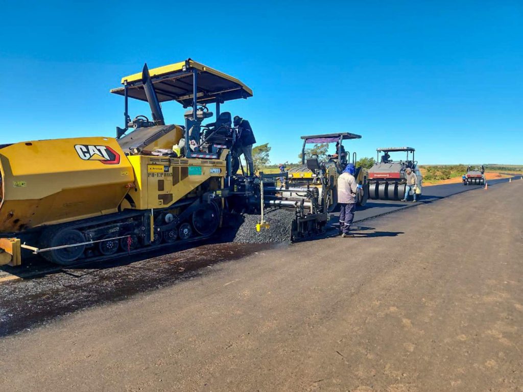 Avanzan las obras de pavimentación en la Ruta PY17, Niños Mártires de Acosta Ñú